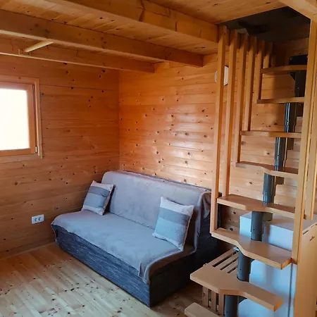Lesena Hiska Cebelnjak Holiday home Loce pri Poljcanah